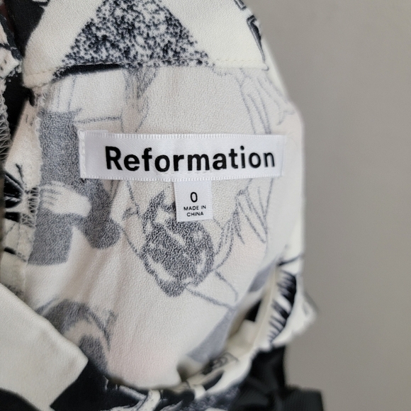 Reformation Rocco Dress in Newsprint size 0 NWT - Picture 9 of 12